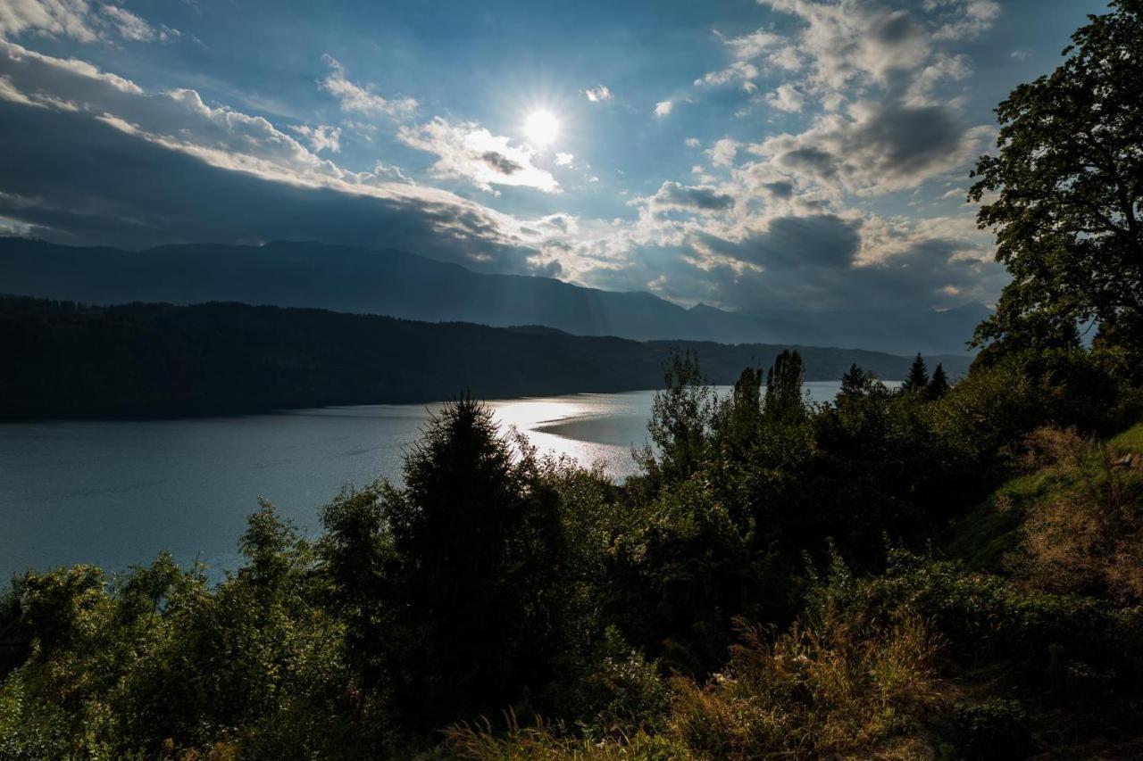 Chalet Seeblick Millstatt Bagian luar foto