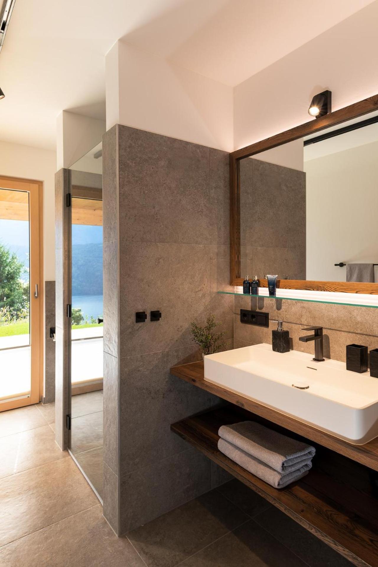 Chalet Seeblick Millstatt Bagian luar foto